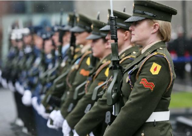 爱尔兰女兵图片