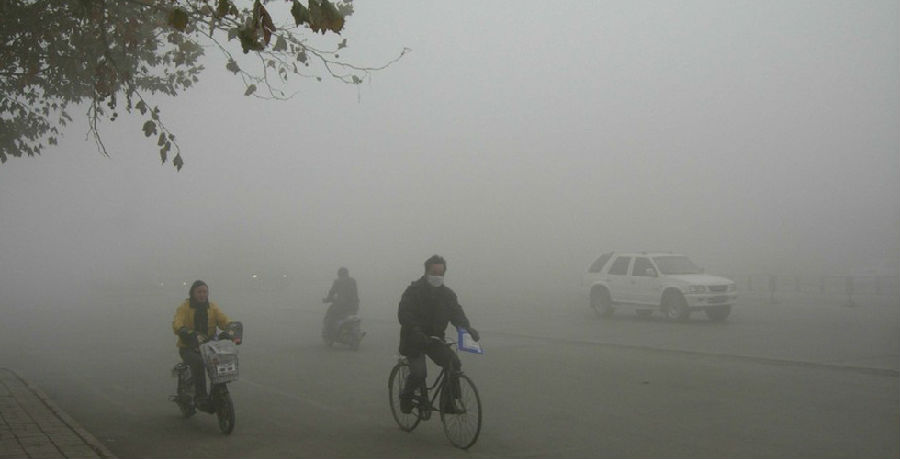 医生:隐形眼镜和美瞳会"吸霾",雾霾天应该这样保护自己!