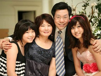 李开复教子秘笈:绝不培养"乖小孩"!